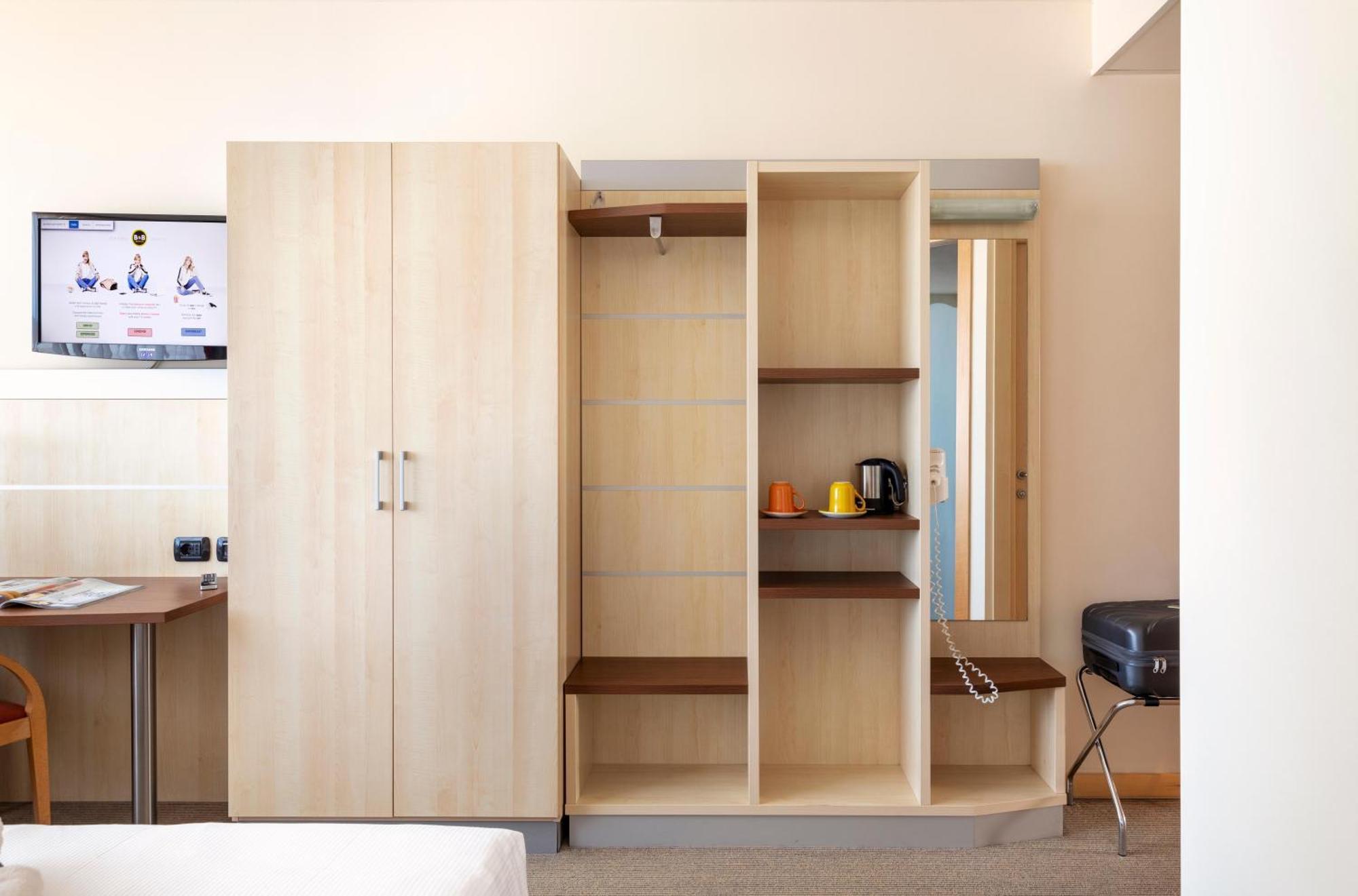 B&B Hotel Cherasco Langhe Eksteriør bilde
