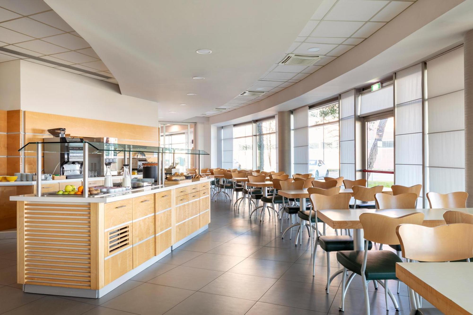 B&B Hotel Cherasco Langhe Eksteriør bilde